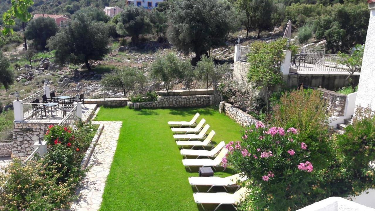 Makis Village-Apartments Agia Efimia Exteriér fotografie
