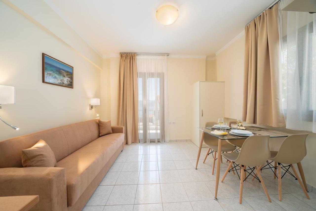 Makis Village-Apartments Agia Efimia Exteriér fotografie