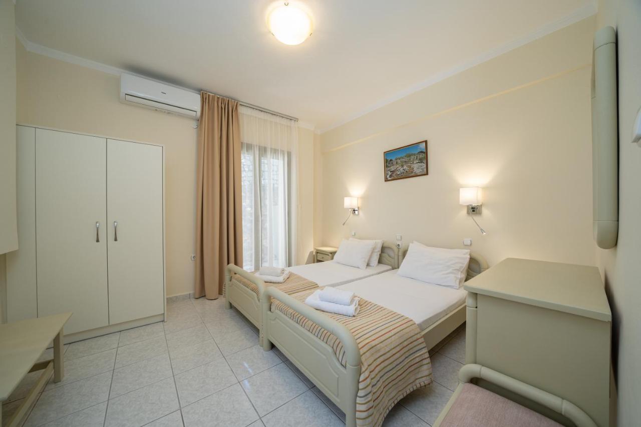 Makis Village-Apartments Agia Efimia Exteriér fotografie