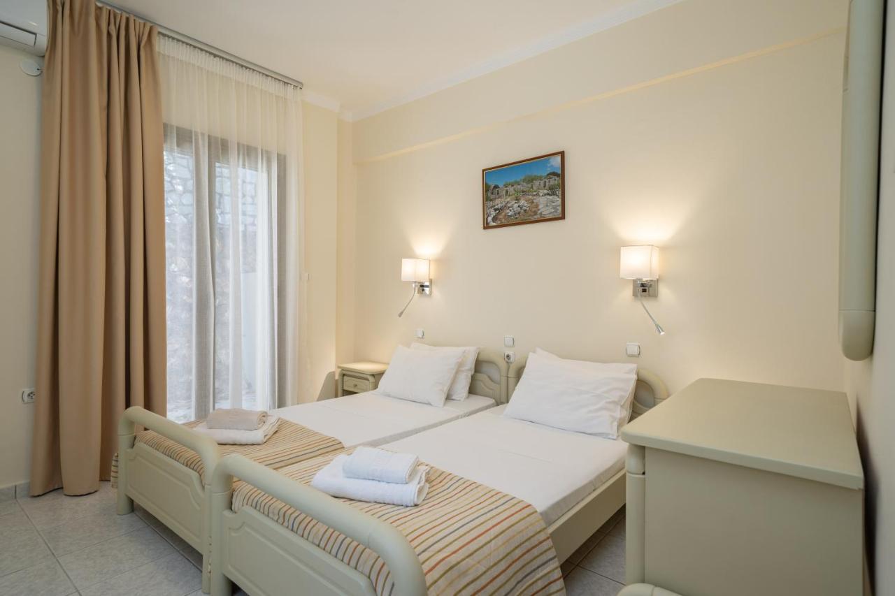 Makis Village-Apartments Agia Efimia Exteriér fotografie