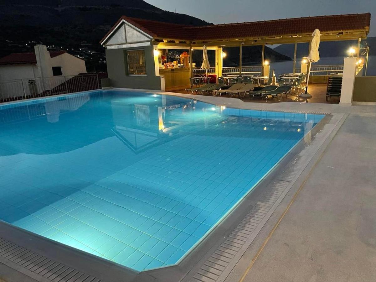Makis Village-Apartments Agia Efimia Exteriér fotografie