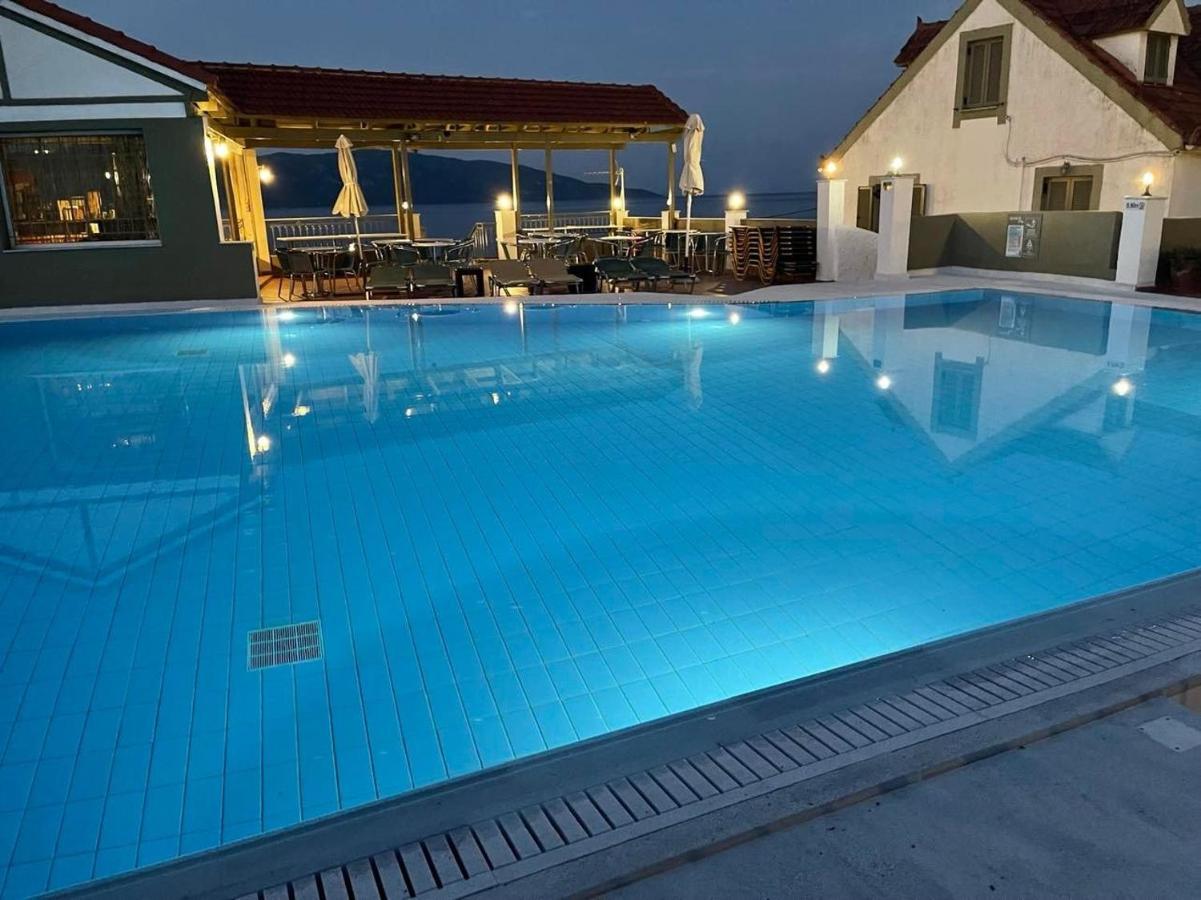 Makis Village-Apartments Agia Efimia Exteriér fotografie