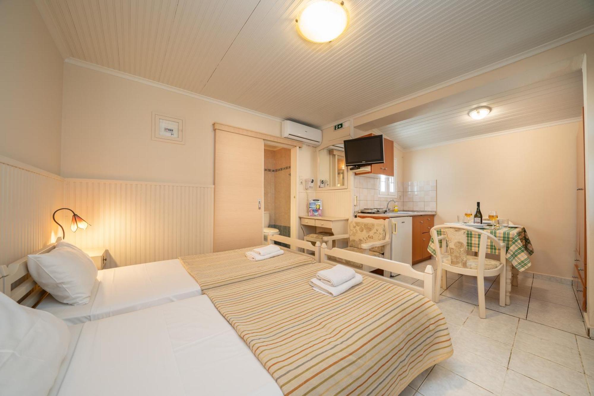 Makis Village-Apartments Agia Efimia Exteriér fotografie